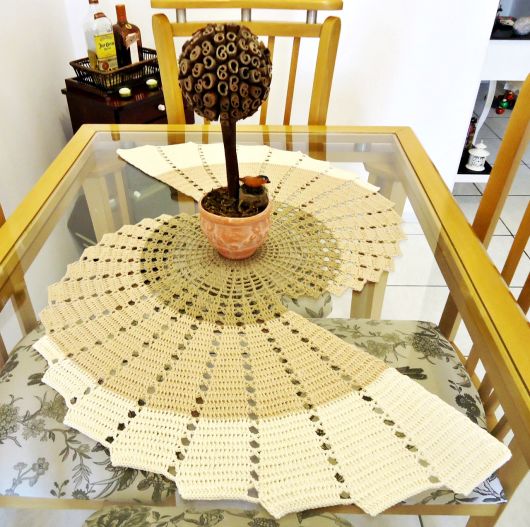 caminho-de-mesa-de-croche-simples